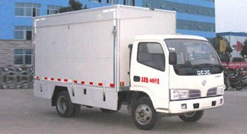 東風福瑞卡舞臺車