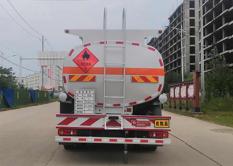 炎帝牌SZD5180GYYD6C型運油車