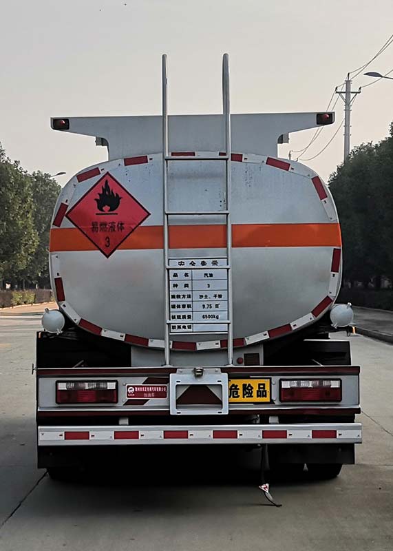 炎帝牌SZD5120GJYC6型加油車