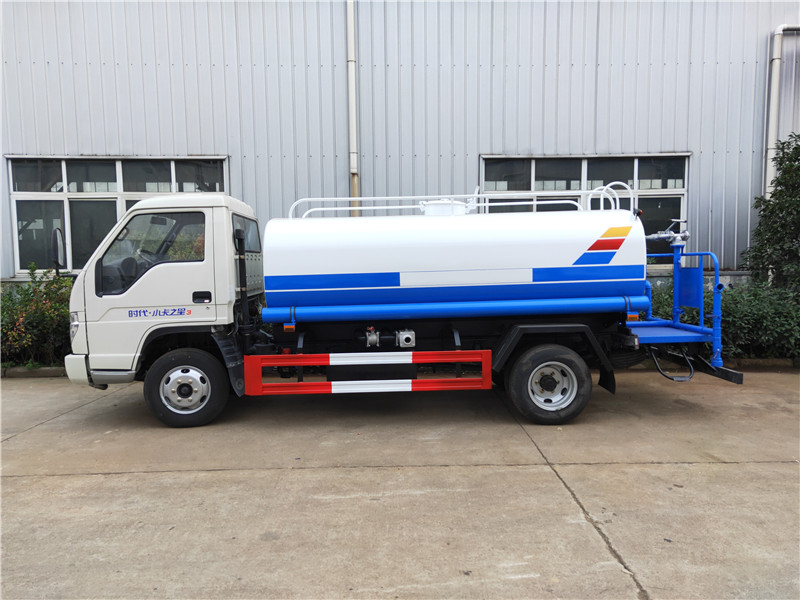 �{��3����ˮ܇