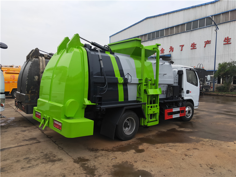 東風5方6方餐廚垃圾車(方罐)