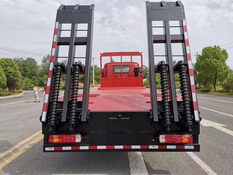 國六歐曼前四后八平板運輸車