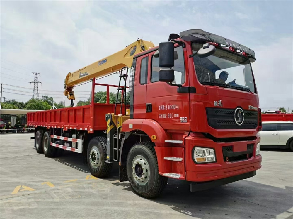 陜汽德龍前四后八上裝徐工14噸隨車吊